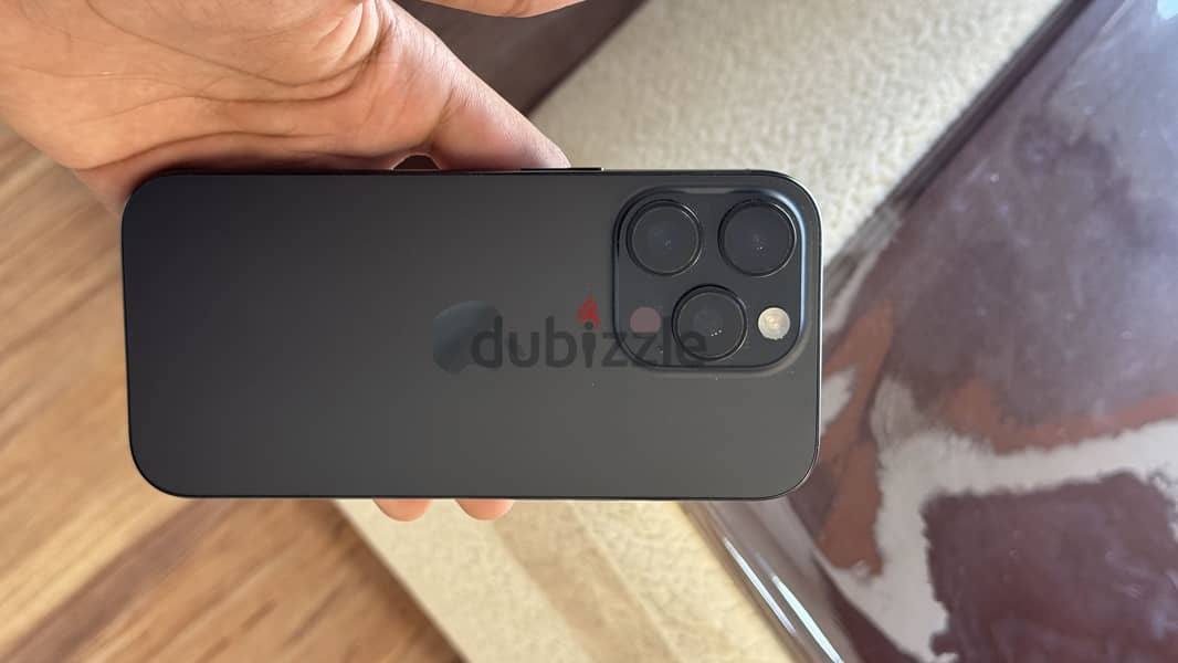 Apple - iPhone 16 Pro 1
