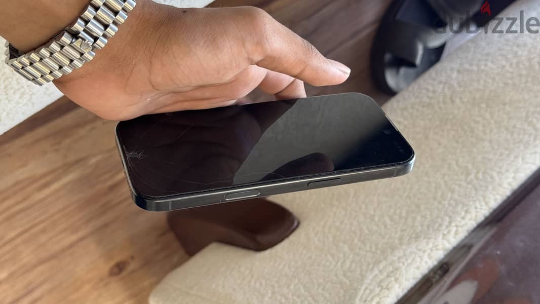 Apple - iPhone 16 Pro 2