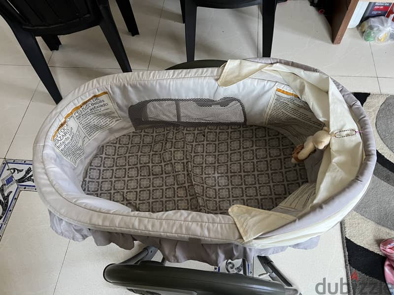 Graco DuetSoothe Swing and Rocker 2