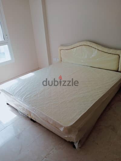 Diwan Bed with Mattress