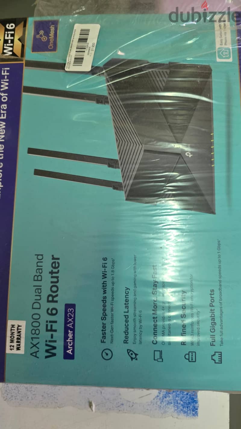 TP Link Router & Cable 1