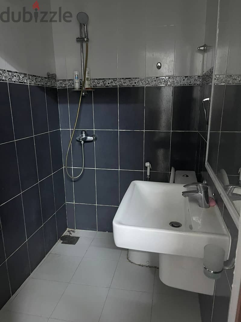 Send your message here. A cozy apartment in Mubaila 8 near the German Universit for a small family 5