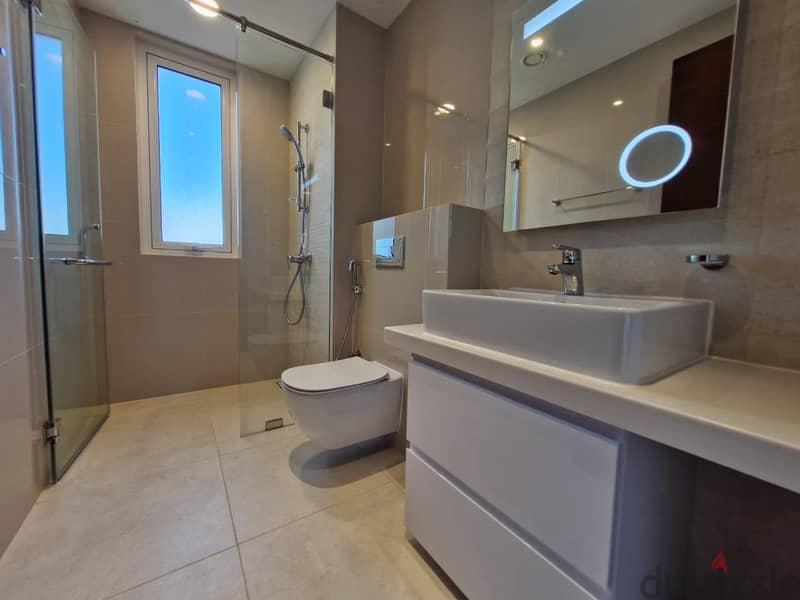 4 BR + Maid’s Room Elegant Spacious Villa in Al Mouj 15