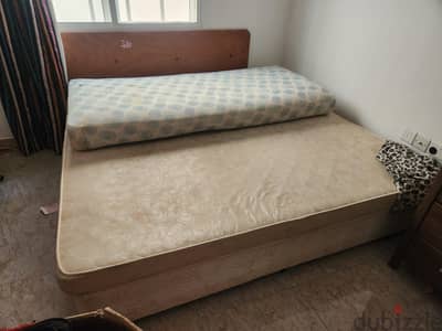 bed 180 x 200