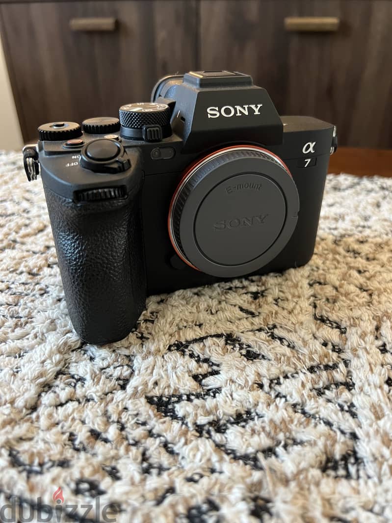 Sony A7 IV Like New  سوني A7 IV شبه جديدة 4