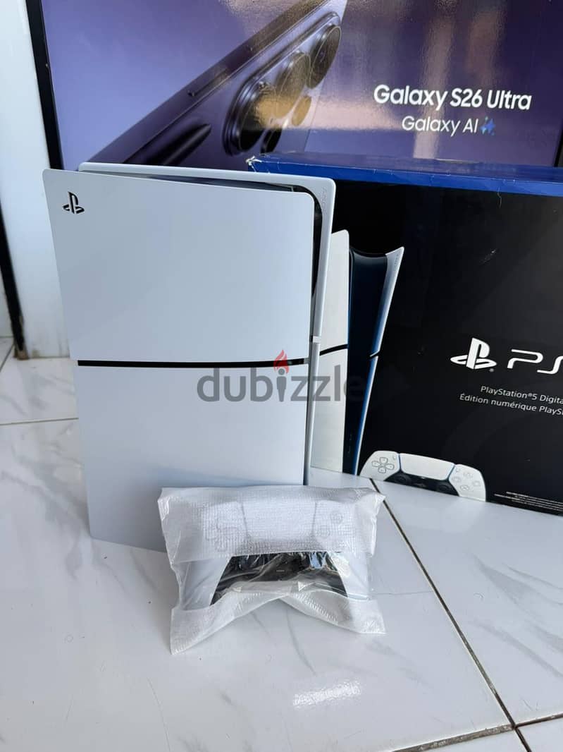 PlayStation Five. Slim. 1