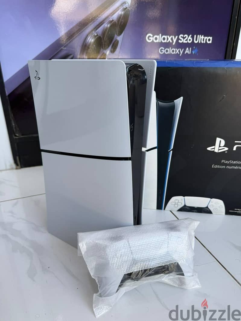 PlayStation Five. Slim. 2