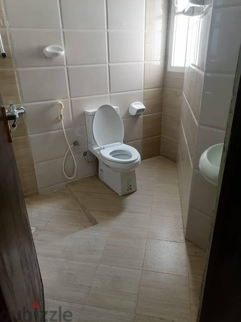 only bachelor bedspread available nicely room attest washroom 5