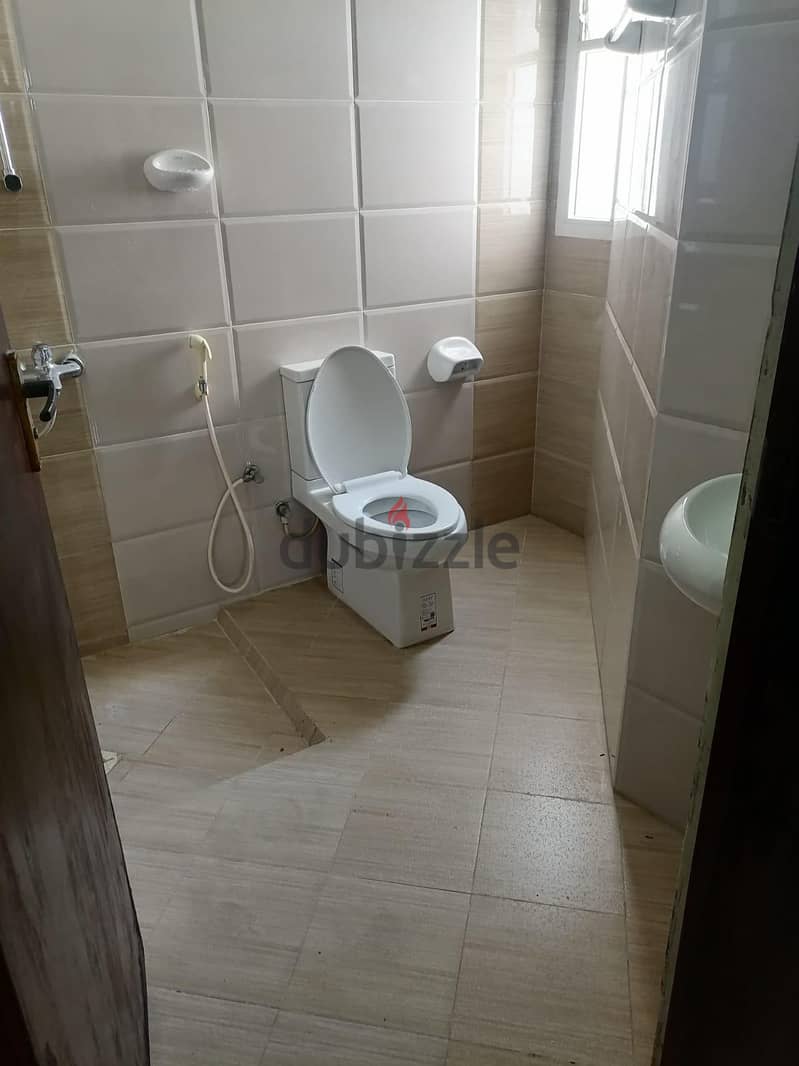 bachelor room available only man 2