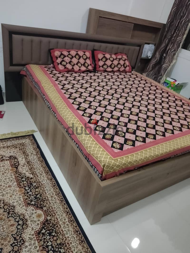 king size Bed Room Set 4