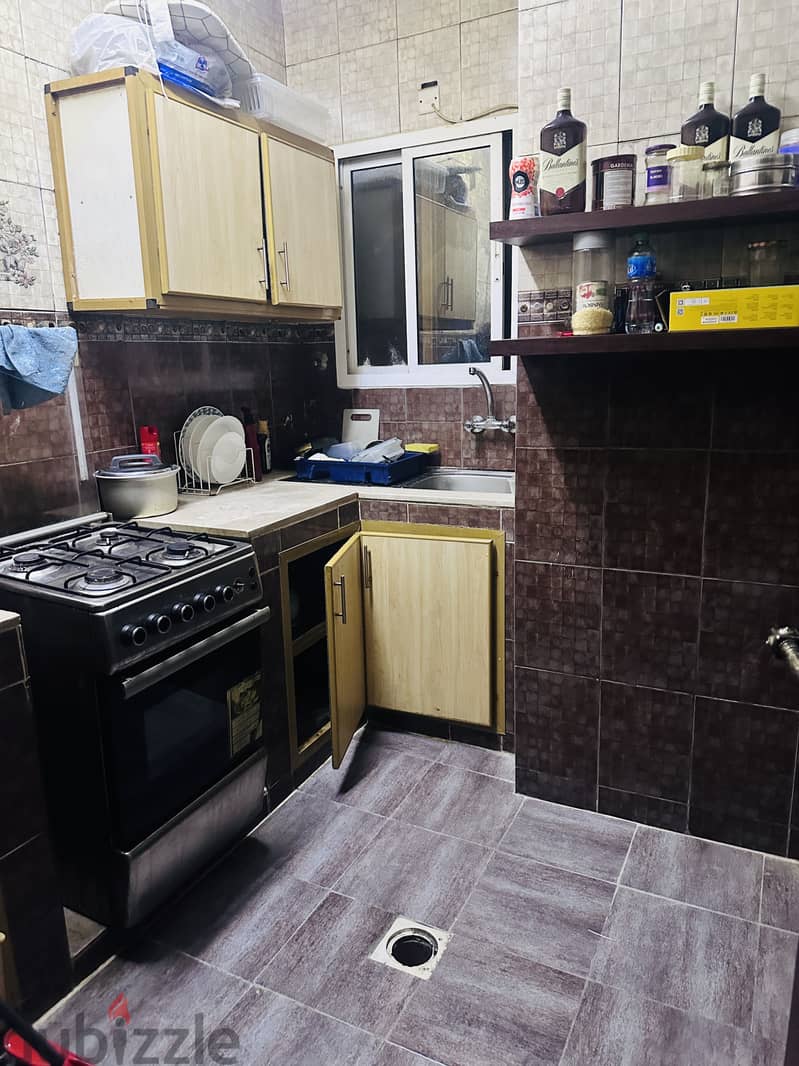 Single room available near to Azaibha park 100 omr 97446367 2