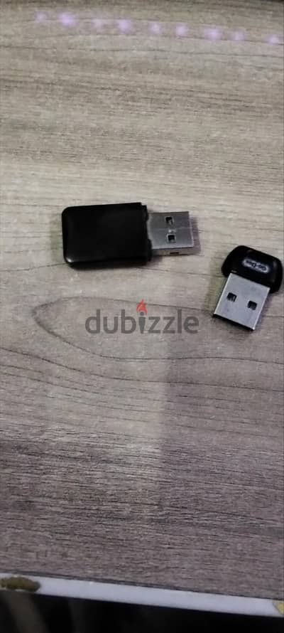 Wi-Fi and bluetooth adaptor both works perfectly