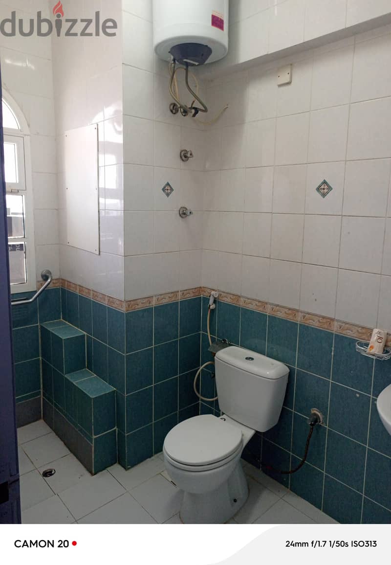 room attach bathroom beside Al Mera hypermarket Azabia 3
