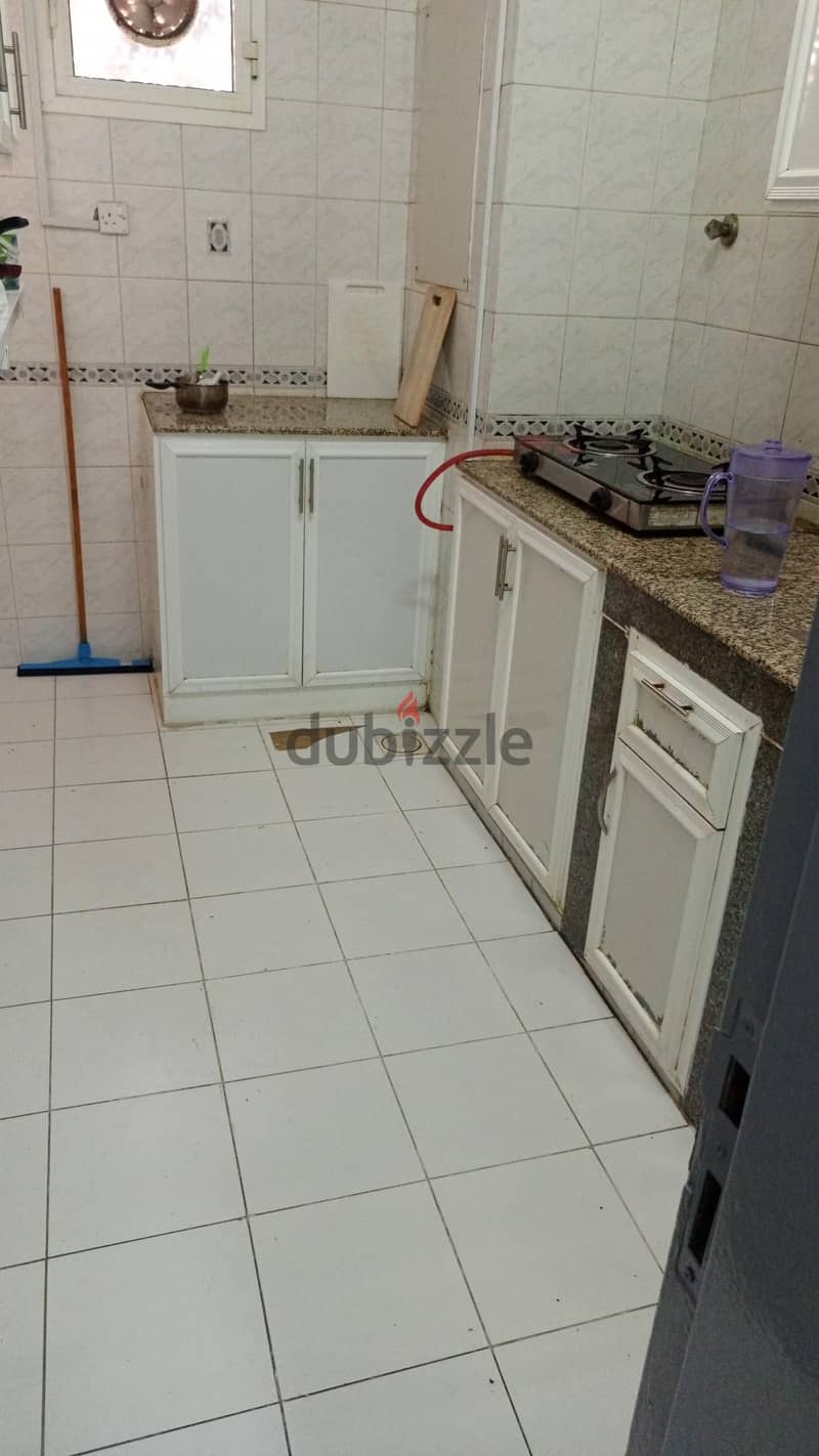 room attach bathroom beside Al Mera hypermarket Azabia 4