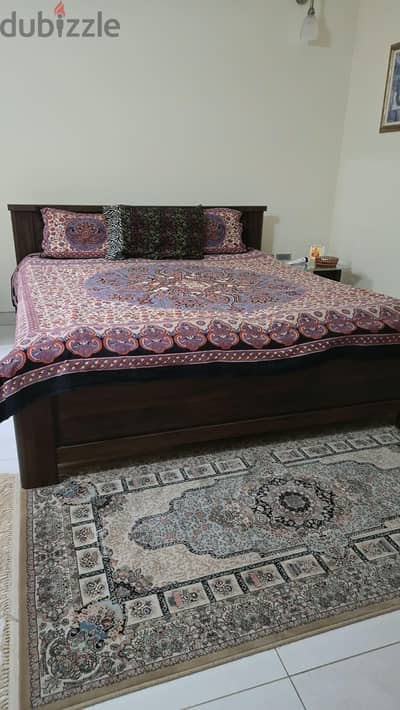 Double cot WITHOUT mattress