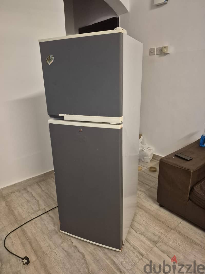Super General refrigerator for sale ثلاجة للبيع 4