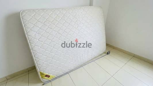 Big size bed Queen: 60" x 80"