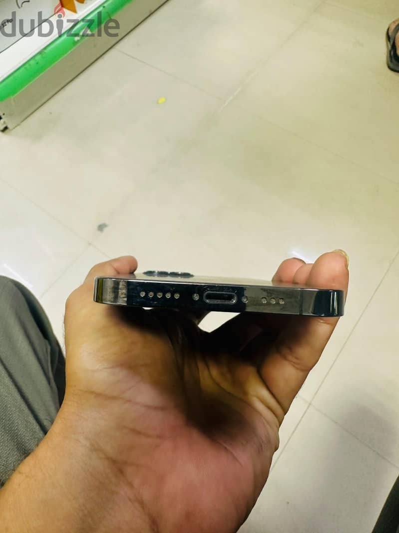 Iphone 12 pro 256gb battery 86% fresh condition 2