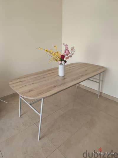Alonzo 6-seater dining table melamine - cream