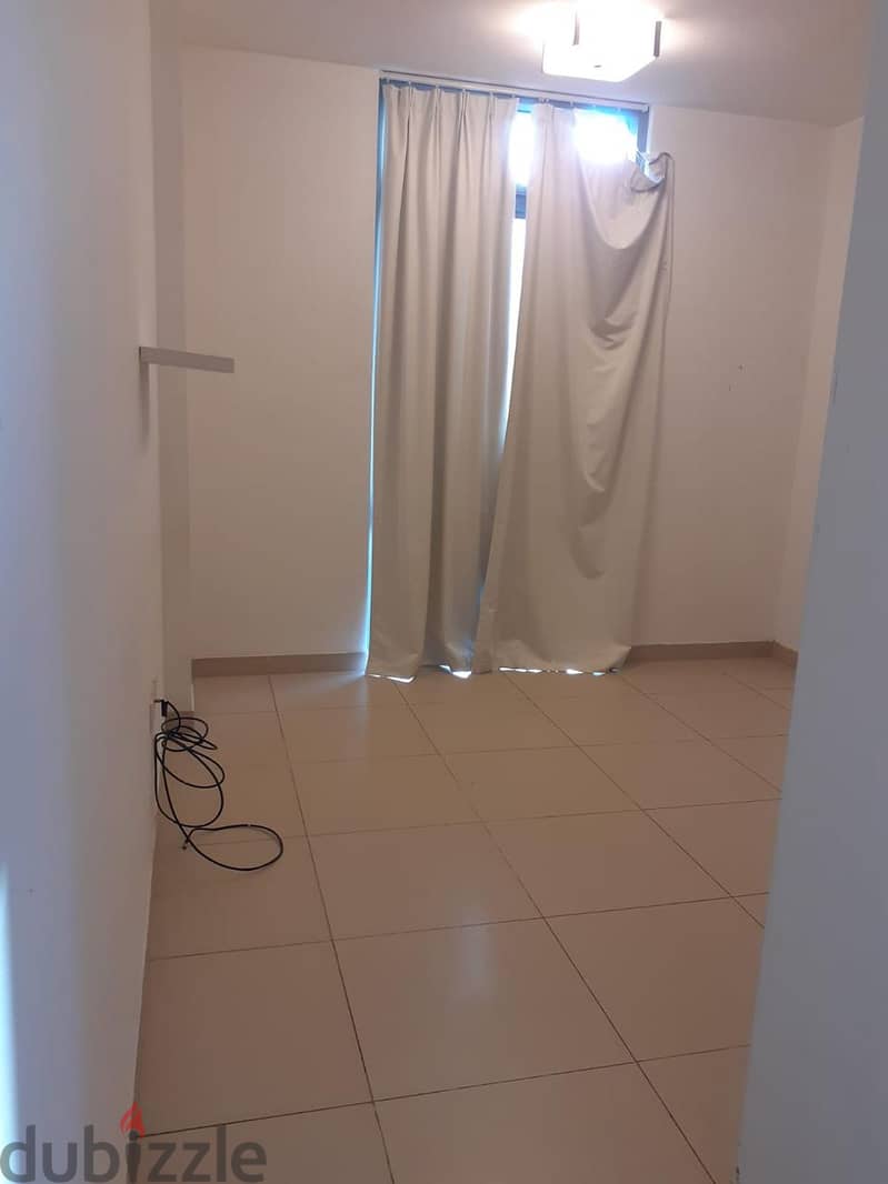 Spacious and Luxurious Penthouse Apartment for Rent 4