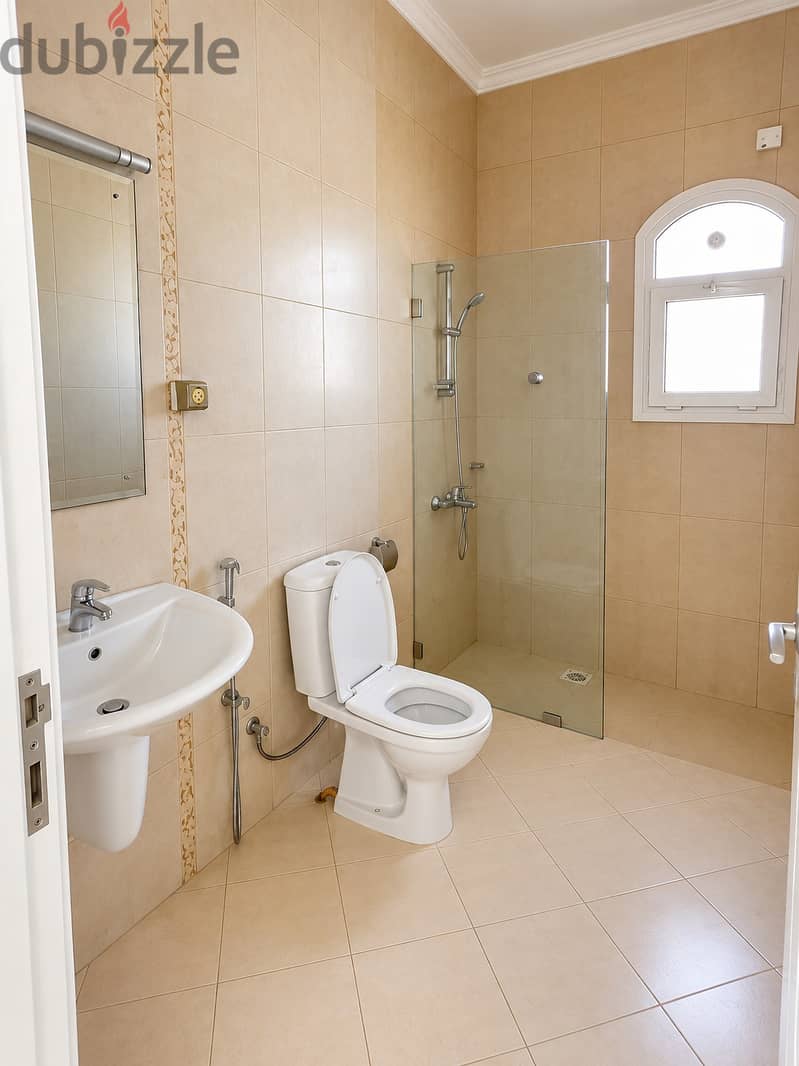 Villa for Rent in Bausher 5