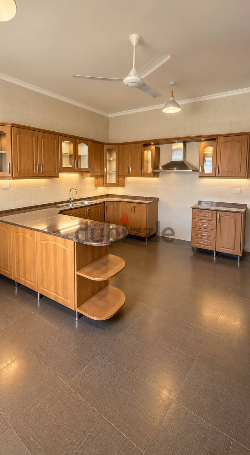 Villa for Rent in Bausher 7