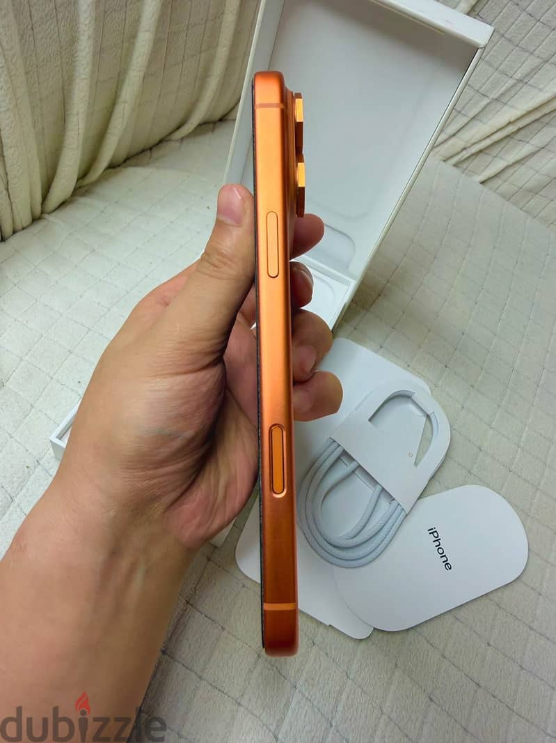 iPhone 17 pro max 512gb( battery 100)  5 months warranty 2
