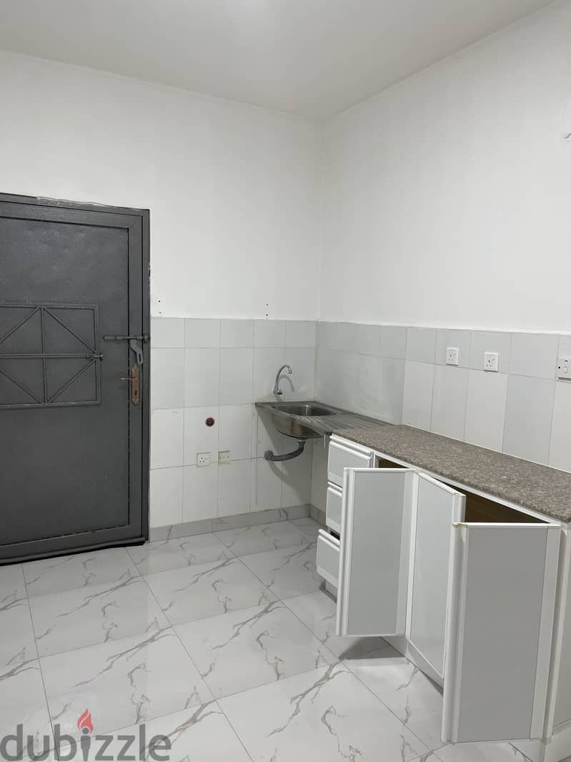 Annexe / studio for rent in almawaleh 1