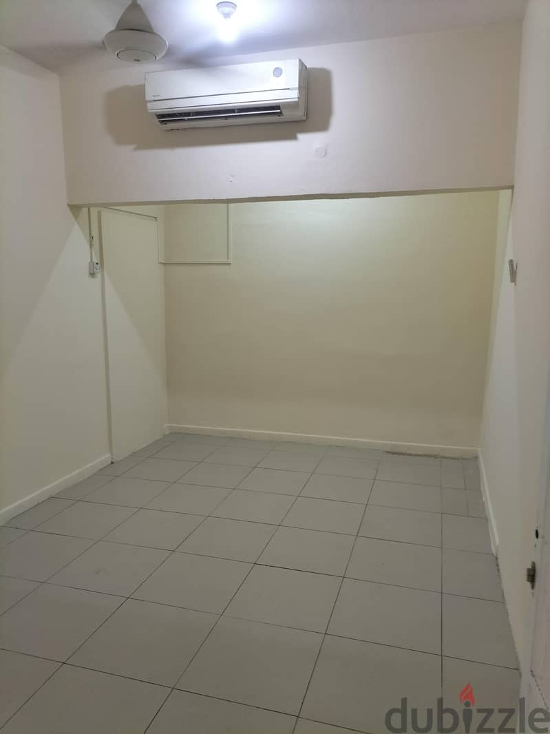 3 bhk flat for rent  in mumtaz area 7