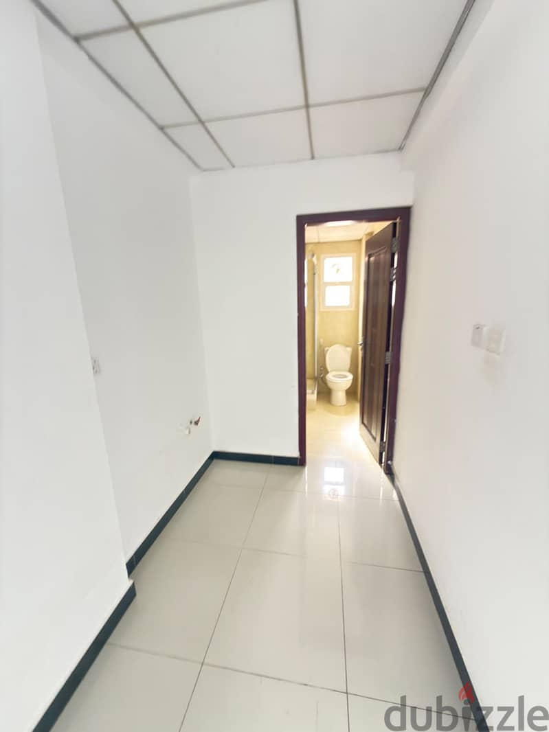 villa for rent in mawaleh/ فيلا للايجار في الموالح 9