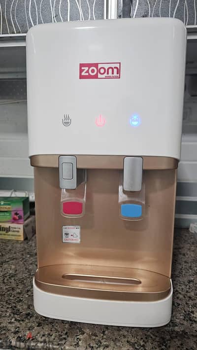 Zoom water cooler and filter