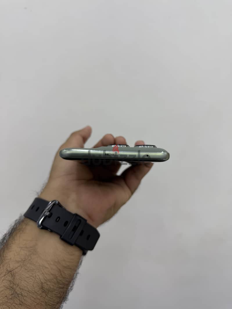 Motorola Edge 60 Pro 3