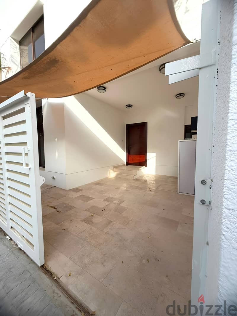 Luxury Villa for Rent – Tilal Al Qurm 5