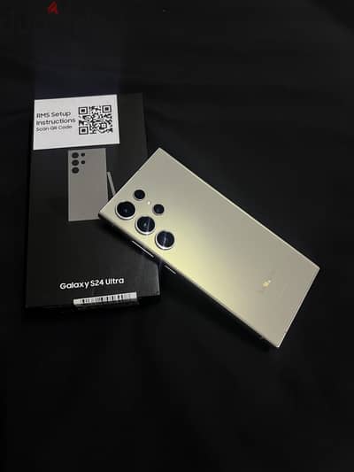 Samsung S24 Ultra wqterpack condition all okay never repaired