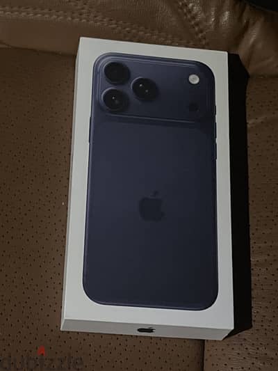 Apple - iPhone 17 Pro Max