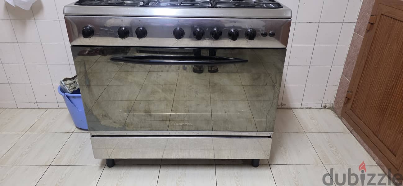 Ariston 5 Burner Cooking Range 3