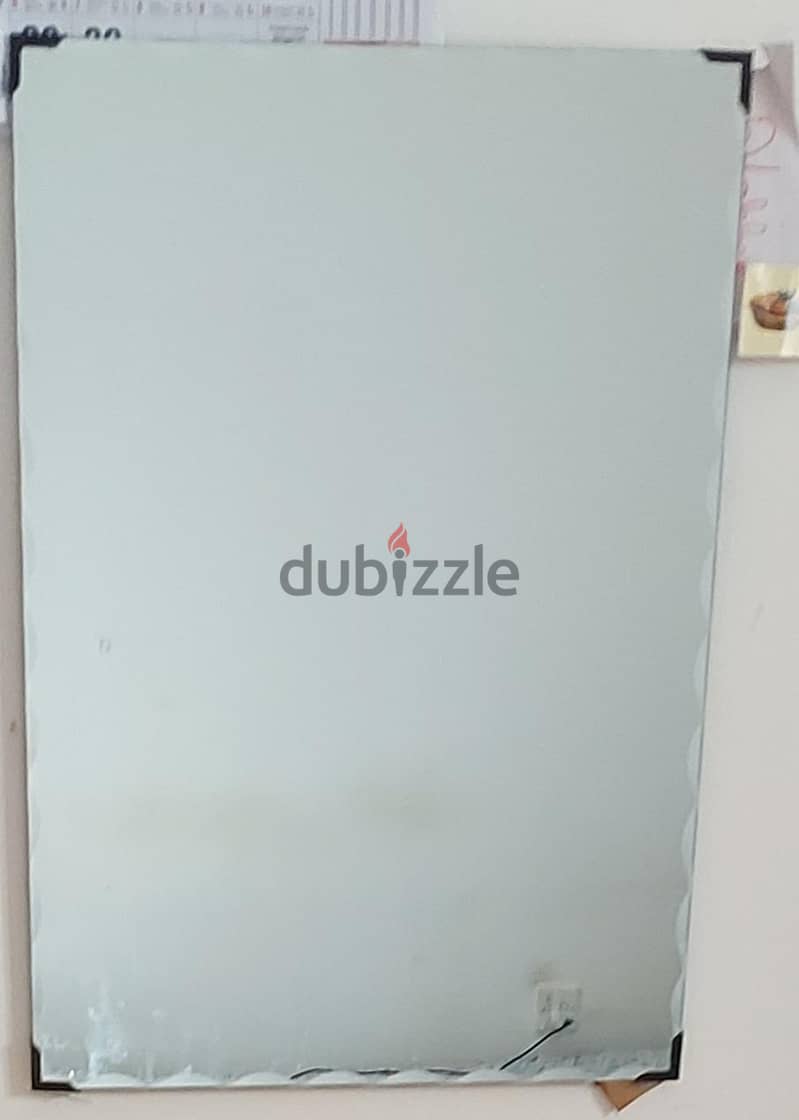 Small cupboard & a mirror 3