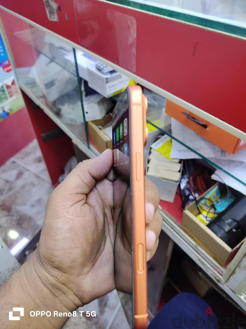 Apple - iPhone 17 Pro Max 1