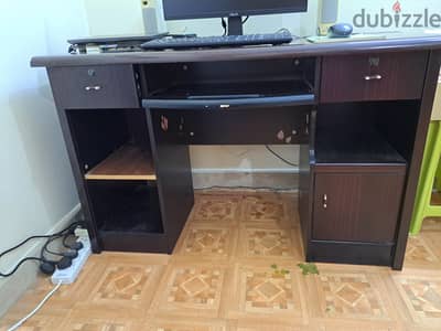 Computer Table