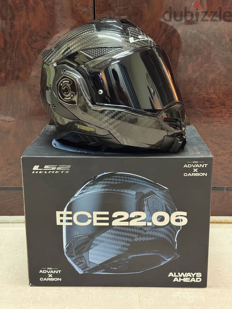 LS2 Advant X Carbon - Full Flip Helmet - FF901 4