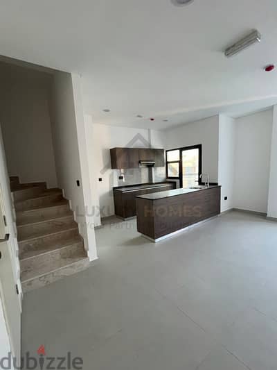 2 Bedroom Apartment For Rent in Al-Azaiba - شقة مكوّنة من غرفتي نوم للإيجار في العذيبة