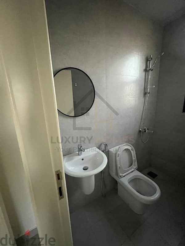 2 Bedroom Apartment For Rent in Al-Azaiba - شقة مكوّنة من غرفتي نوم للإيجار في العذيبة 4
