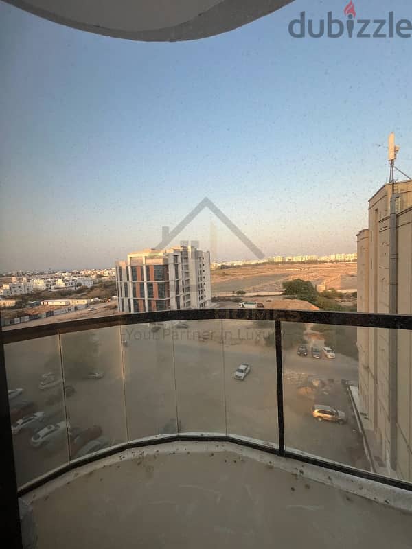 2 Bedroom Apartment For Rent in Al-Azaiba - شقة مكوّنة من غرفتي نوم للإيجار في العذيبة 5