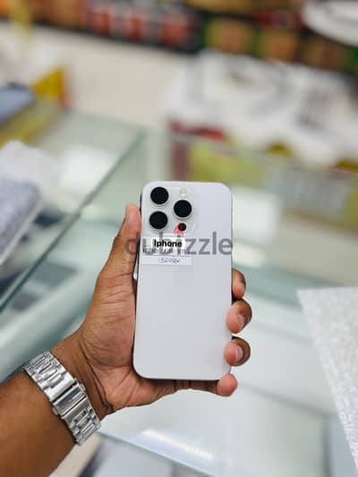 Apple - iPhone 15 Pro 256GB, clean and perfect condition