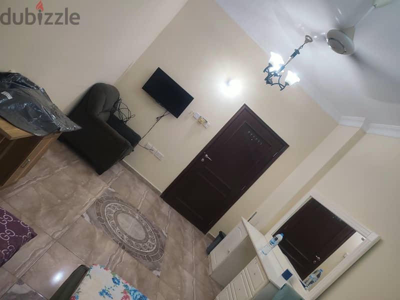 room for rent with attached bathroom 2