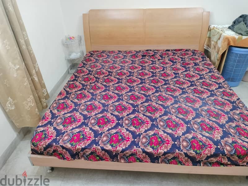King size Bed and cushion 1