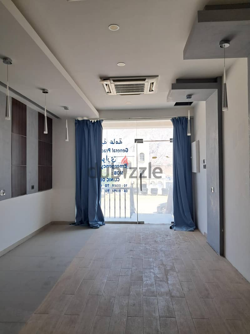 2 Commercial Spaces Available for Rent 2