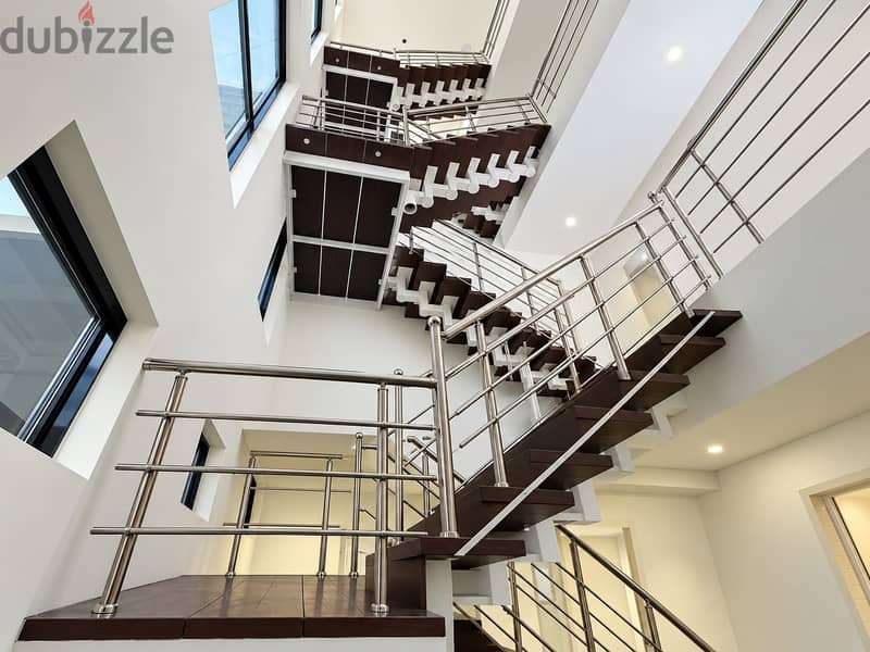 Spacious Villa For Rent in Khoudh 4 SR-MD-1856 8