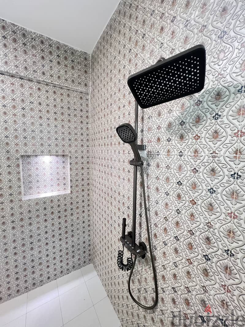 4 Bedroom For Rent - Al Khuwair 5