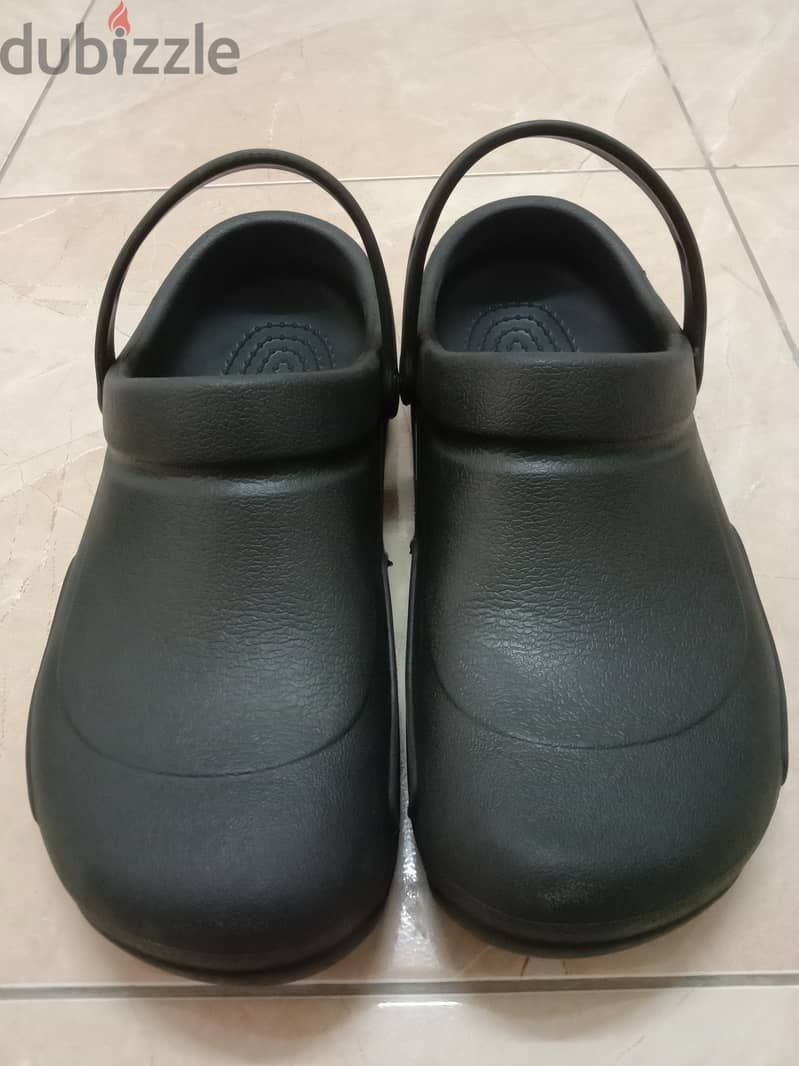 5Days Used Original Crocs Size44 3